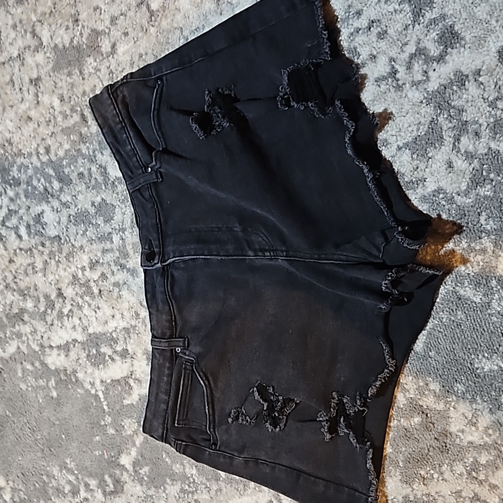 No Boundaries Black Distressed Jean Shorts